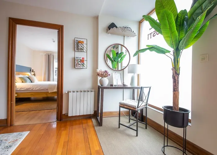 德诺斯蒂酒店 *